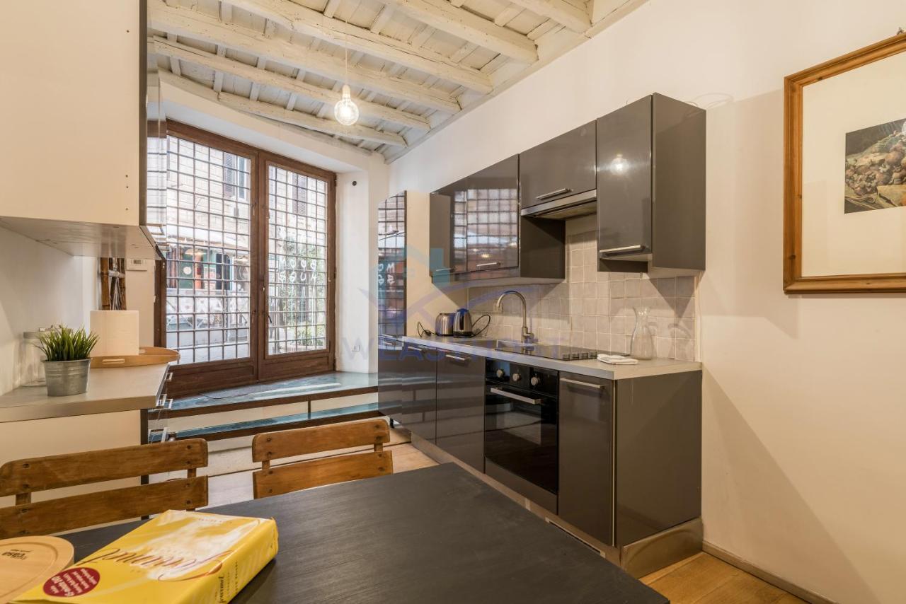 Cozy Entire Apt Close To Piazza Trilussa Roma Exterior foto