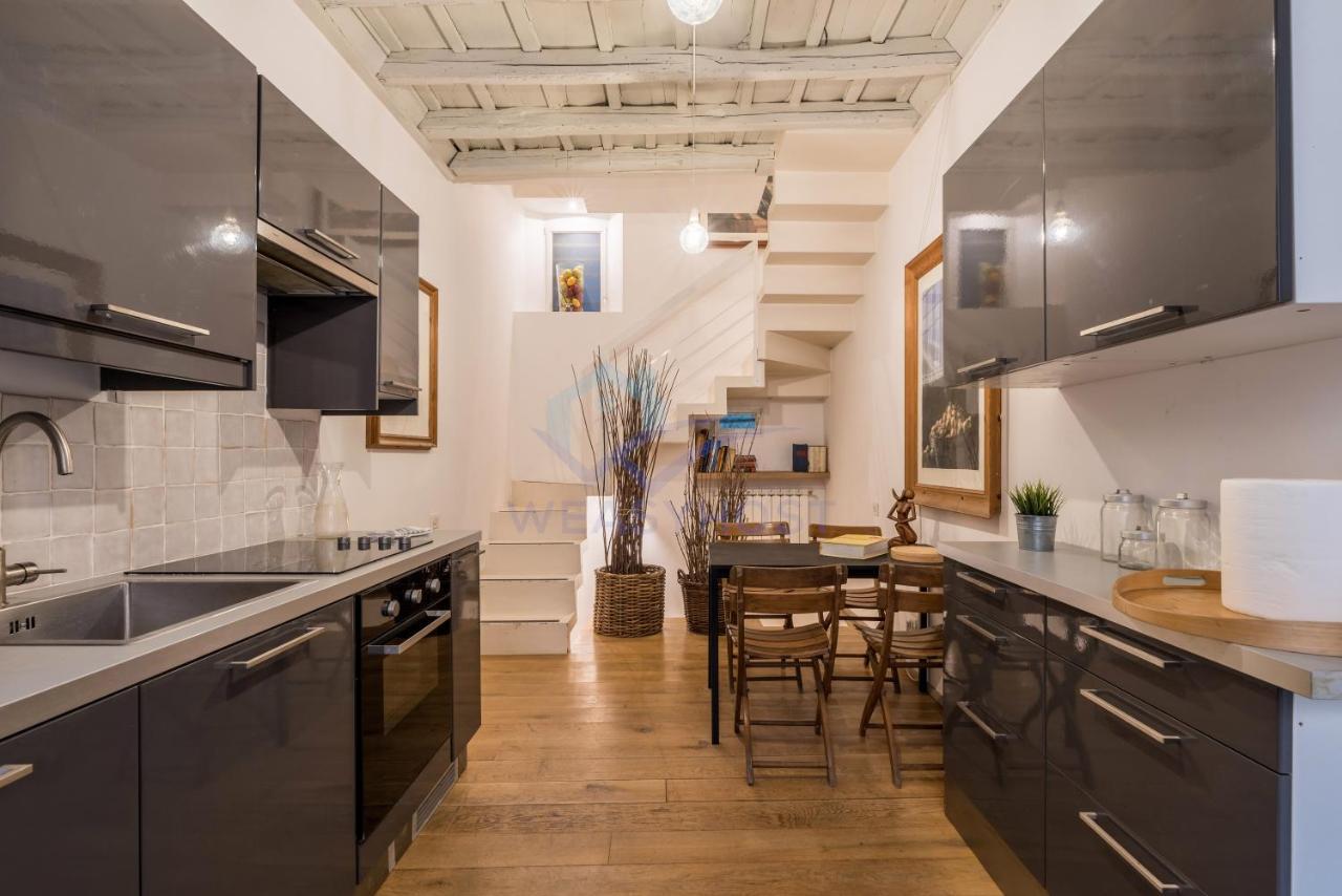 Cozy Entire Apt Close To Piazza Trilussa Roma Exterior foto